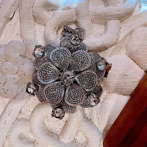 Vintage Designer Filigree 3-D Flower Pendant Solid 925 Sterling Silver w/ stones - Picture 8 of 13